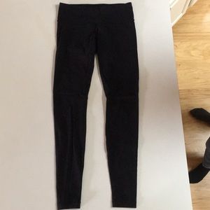 lulu lemon black leggings